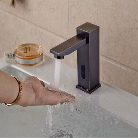 Robinet de salle de bain automatique intelligent sans contact avec capteur